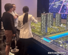 <b>供房地产做为贷款的（一般的购房合同和产权证</b>